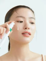 Axis -y dark spot correcting glow serum 50 ml - Image 3